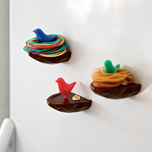 輪ゴムをかけるマグネット